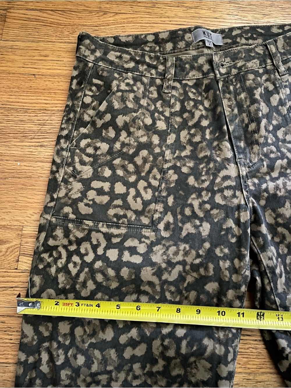 KUT Ashton Leopard Cheetah Print High Waist Crop Barrel Utility Jeans sz 8 - Picture 10 of 12
